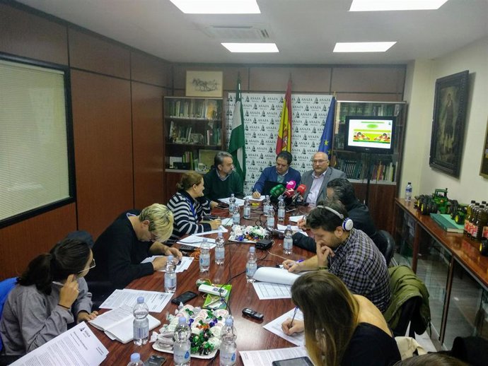 El presidente de Asaja, Baldomero Bellido, presenta el balance agrario de la provincia durante 2019.