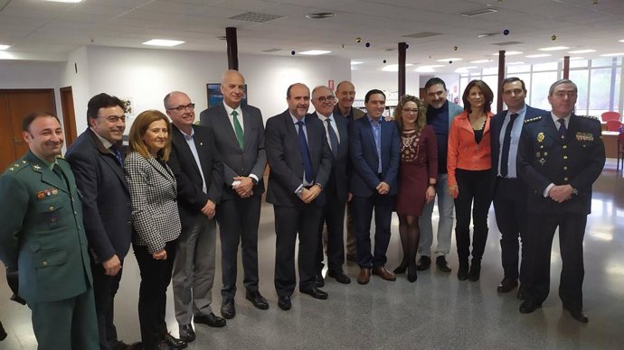 Asaja pide apoyo político para evitar la reducción de la PAC al "estar en juego"