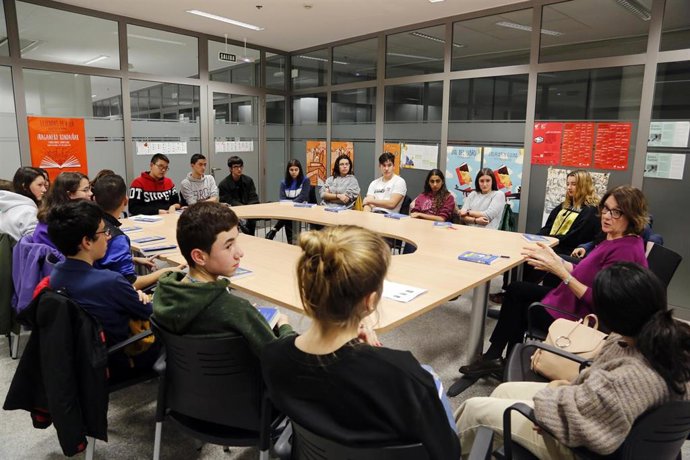 Sesión celebrada por uno de los clubes de lectura.