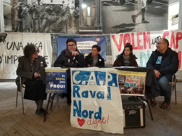 Miembros de Marea Blanca, Frum Catal d'Atenció Primria, Rebelionprimaria y La Capalera Barcelona.