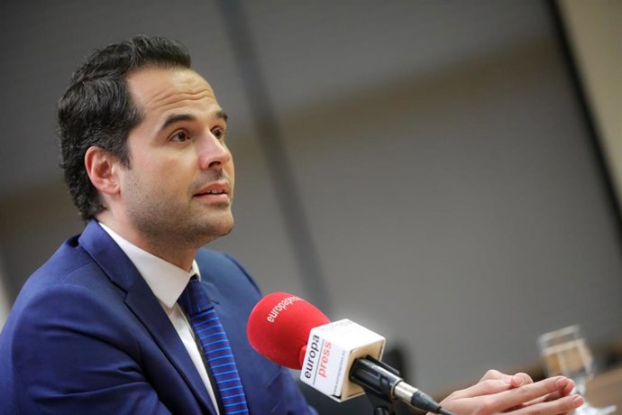 El vicepresidente de la Comunidad de Madrid, Ignacio Aguado, durante su entrevista con Europa Press.