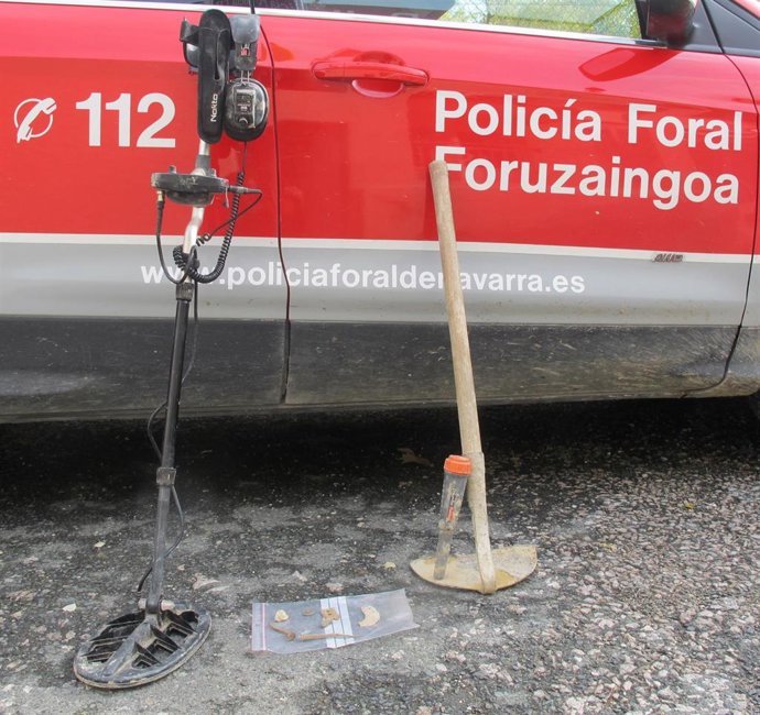 Denunciado en las ruinas arquelógicas de Eslava por utilizar un detector de metales.