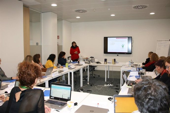 El personal técnico de PalmaActiva ha impartido esta semana el curso 'Canvas+45' a 17 trabajadores del touroperador británico Thomas Cook.