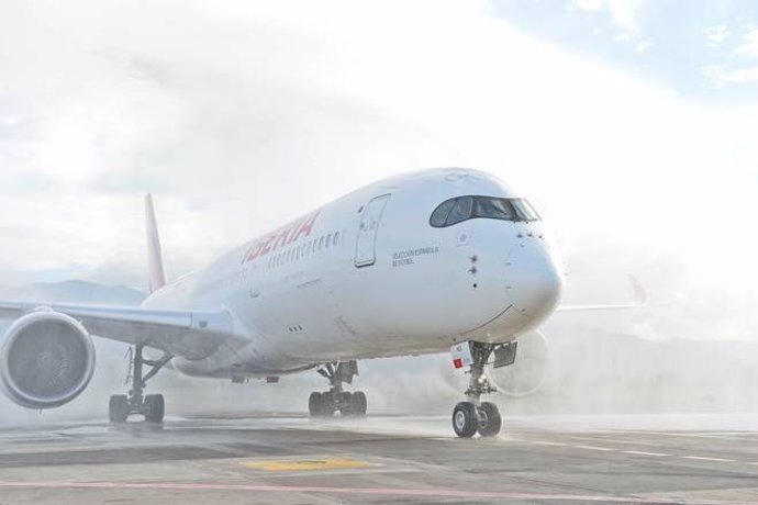 Iberia presenta en Costa Rica el Airbus A350