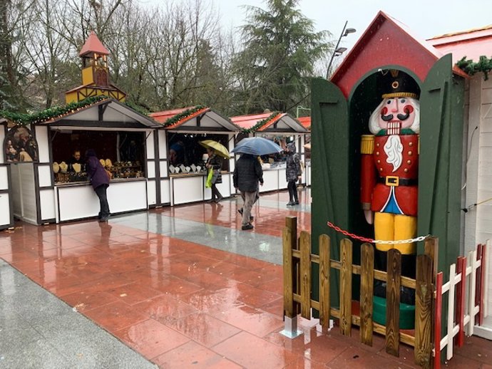 El Mercado Navideño de Soria abre al público con 25 puestos y un diseño renovado de sus casetas