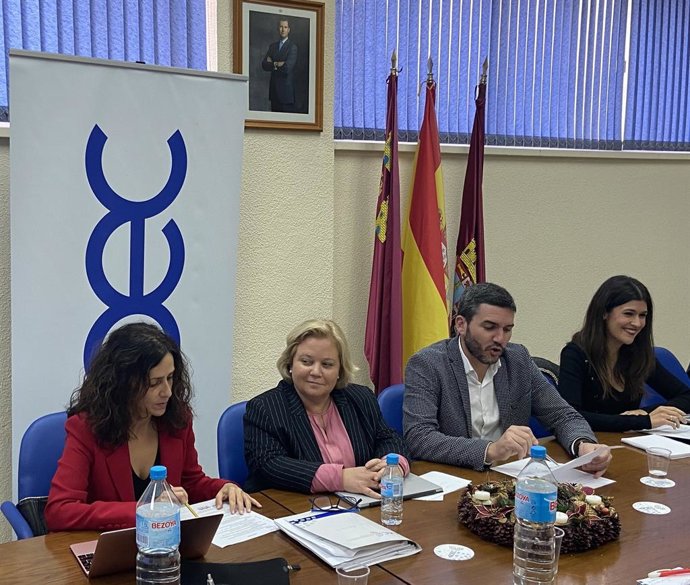 Aguas.- Comunidad inicia trámites para llevar a tribunales al Ministerio por dej