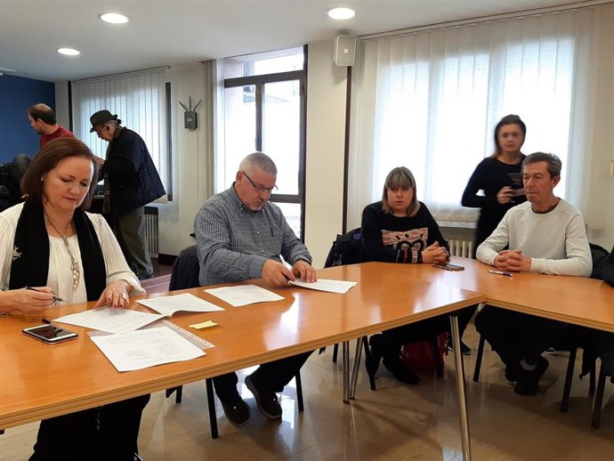 Firma del convenio de la industria auxiliar asturiana