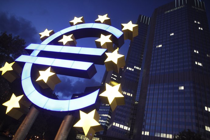 The Eurozone Crisis Deepens As Greece Attempts To Avoid Bankruptcy