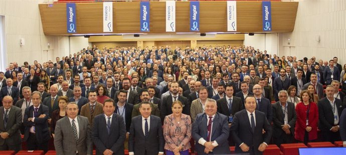 La dirección y empleados de Magtel en la celebración de su 30 aniversario en el Palacio de Congresos de Córdoba.