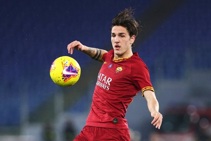 Fútbol/Calcio.- La Roma golea en el Artemio Franchi y afianza su cuarta posición