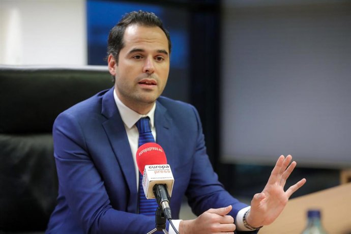 El vicepresidente de la Comunidad de Madrid, Ignacio Aguado, durante su entrevista con Europa Press.
