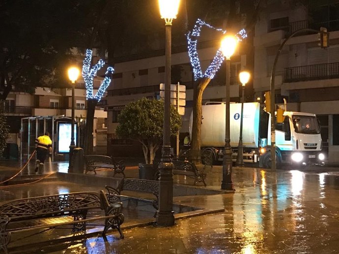 Servicio de limpieza de Huelva operan en Navidad