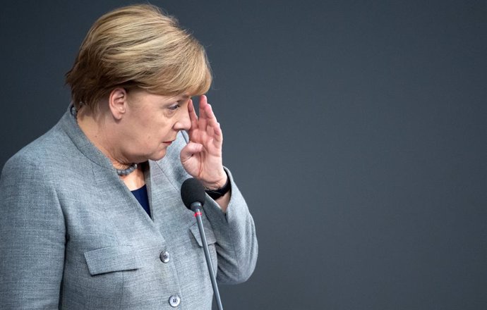 Alemania.- La suma de la gran coalición alemana sigue perdiendo apoyo en las enc