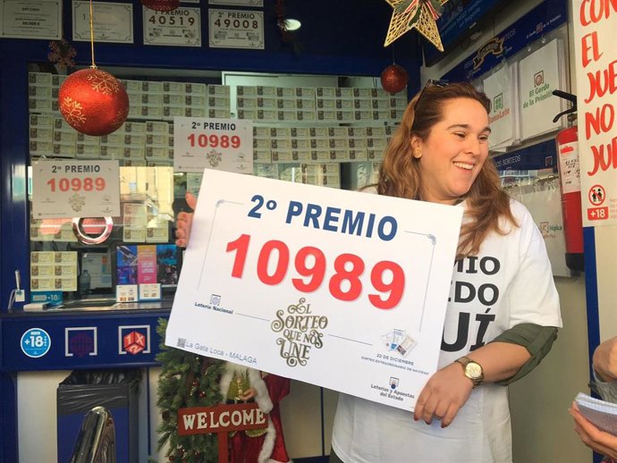 La dueña de la administración de loterías ubicada en la calle Catapilco número 3 que ha vendido el segundo premio