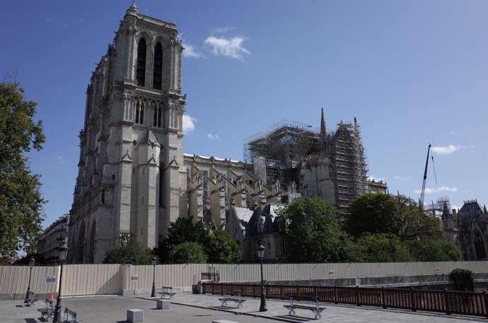 Francia.- Notre Dame se queda sin celebrar la Navidad por primera vez desde 1803