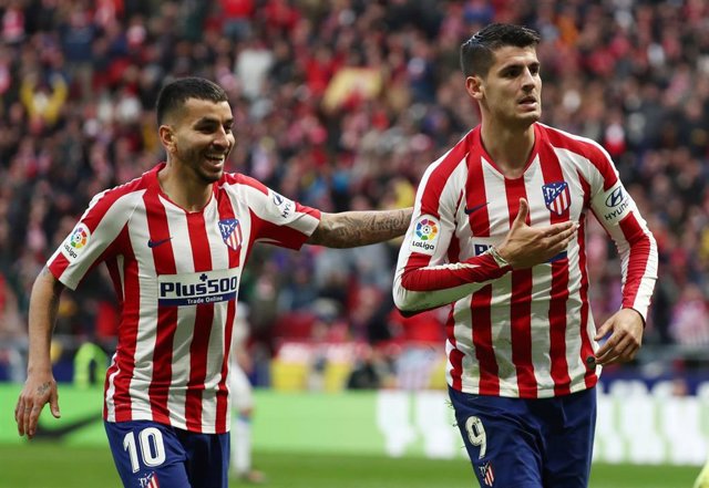 Ángel Correa y Álvaro Morata celebran un gol del Atlético de Madrid.