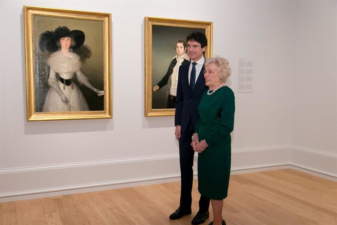 El diputado general de Bizkaia y presidente de la Fundación Museo de Bellas Artes de Bilbao, Unai Rementeria, y Bibiñe Belausteguigoitia, viuda de José María Solano Gil-Delgado, marqués del Socorro.