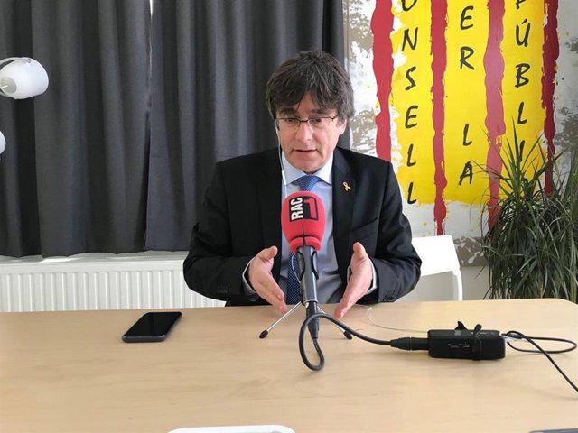 Puigdemont en una entrevista de Rac1