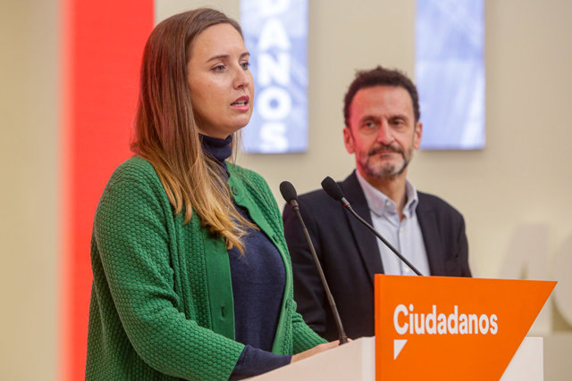 El diputado de Ciudadanos, Edmundo Bal y la portavoz de la Comisión Gestora de Ciudadanos, Melisa Rodríguez, en rueda de prensa tras la reunión de la Comisión Gestora de Ciudadanos, en Madrid (España), a 23 de diciembre de 2019.