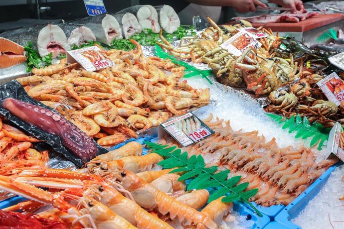 Los precios de los alimentos navideños se encarecen un 8,5% en menos de un mes a las puertas de Nochebuena