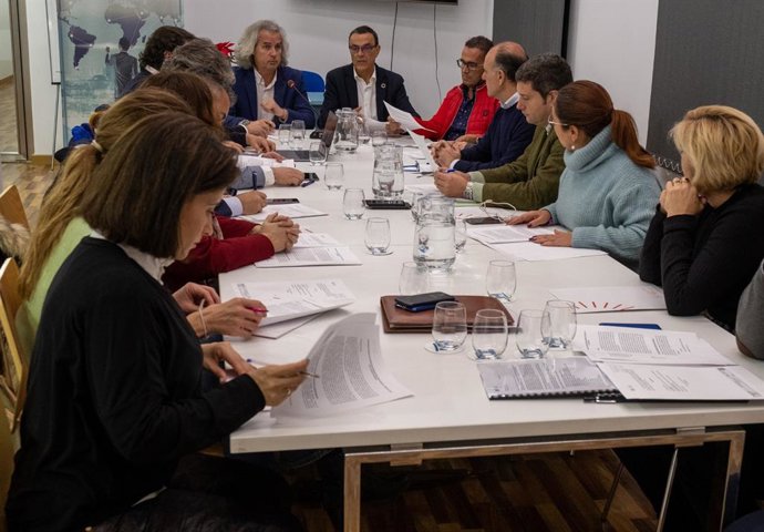 Nota De Prensa Y Fotos Constitución Comisión De Playas Del Litoral Onubense