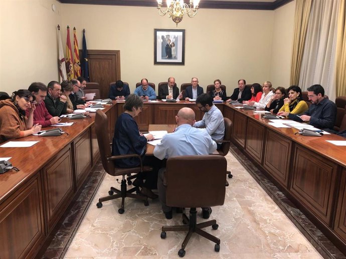 Consejo Rector del Insituto de Estudios Turolenses.