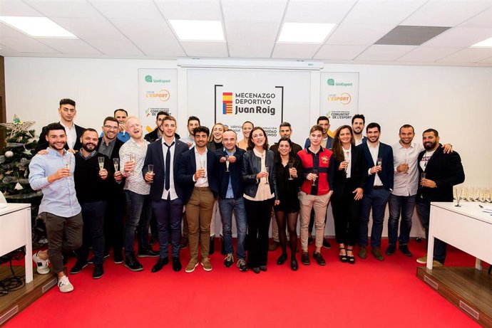 Los premiados en la tercera edición de los premios a deportistas FER de la Fundación Trinidad Alfonso