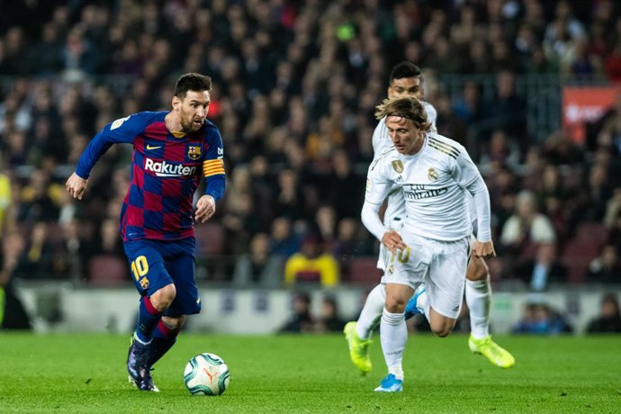 Fútbol.- La plantilla del Bara repite como la mejor pagada de cualquier equipo 