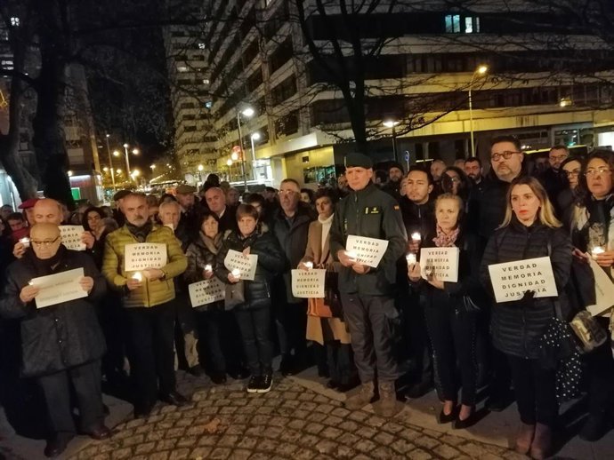 Homenaje en Pamplona a las víctimas del terrorismo en la víspera de la Nochebuena