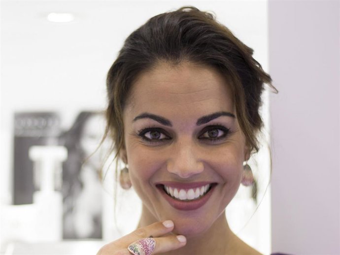 Lara Álvarez comienza la Navidad con un retiro espectacular