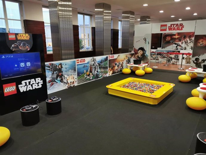 El Centro Fundación Unicaja acoge esta Navidad la muestra 'LEGO Star Wars'