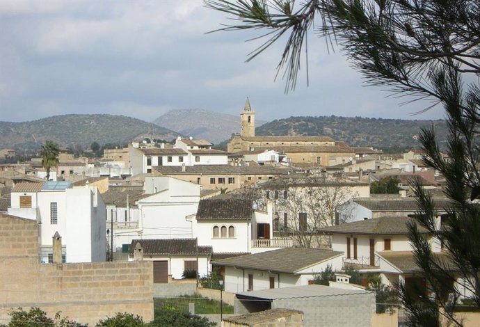 Pueblo de Sant Lloren des Cardassar en Mallorca