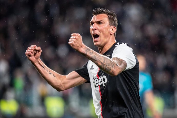 Mario Mandzukic celebra un gol con la Juventus