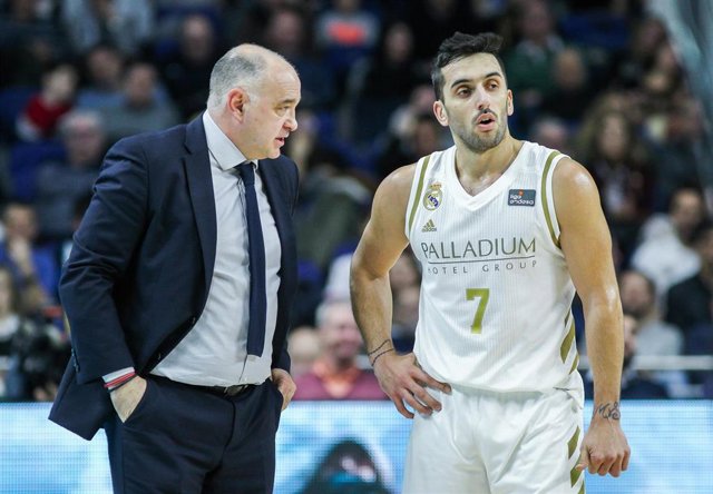 Pablo Laso y Facundo Campazzo en un partido con el Real Madrid