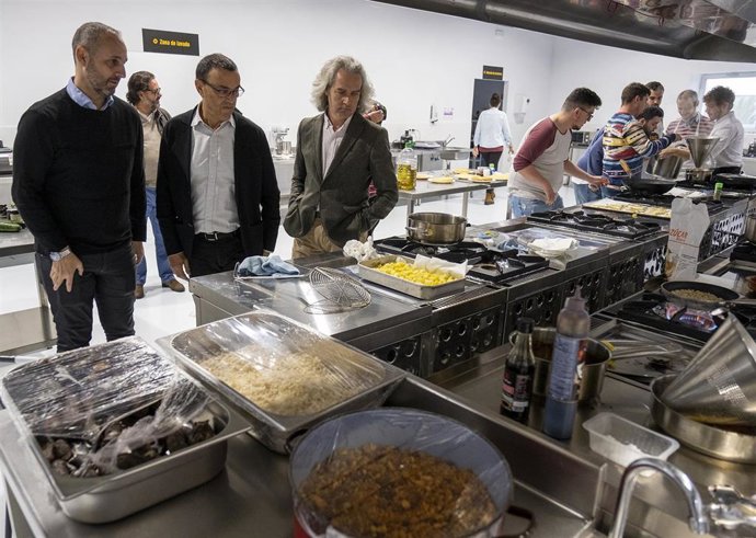 Nt Y Fotos Caraballo Visita Instituto De Gastronomía