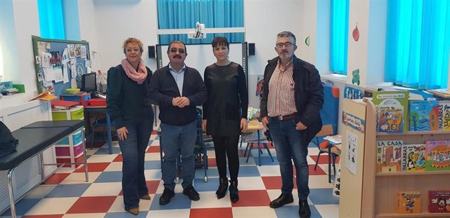 Visita a Lopera del diputado de Infraestructuras Municipales, José Castro