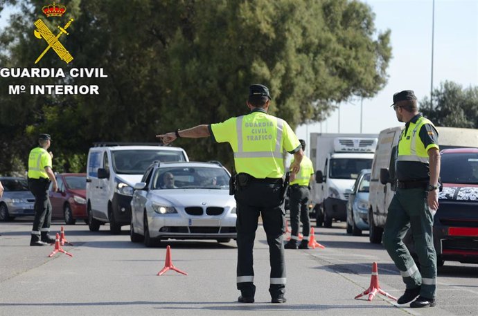 Detenido un motorista por circular a 169 km/h en una vía de 50