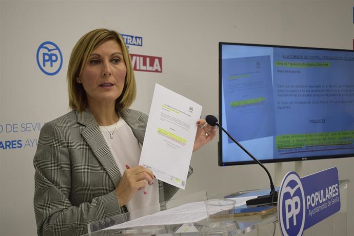 La concejal del PP Ana Jáuregui, en una imagen de archivo, durante una rueda de prensa