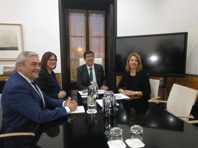 Reunión de Juan Marín e Isabel Franco, en San Telmo.