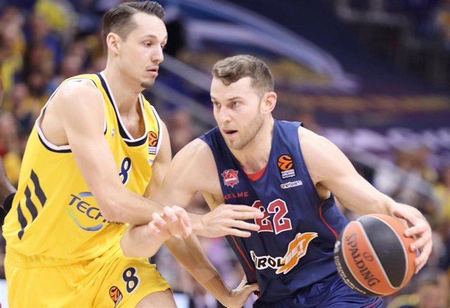 Nik Stauskas, en un partido con el Kirolbet Baskonia.