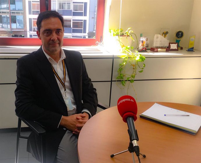 El inspector Jefe de la Sección de la Unidad Central de Redes de Inmigración Ilegal y Falsedades Documentales de la Jefatura de la Policía Nacional en Canarias, David Martínez