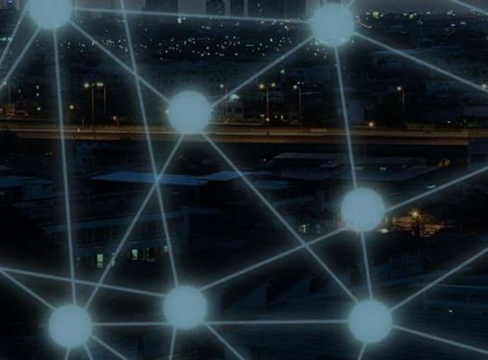 Endesa vende a Lyntia sus derechos de uso de fibra óptica por 132 millones