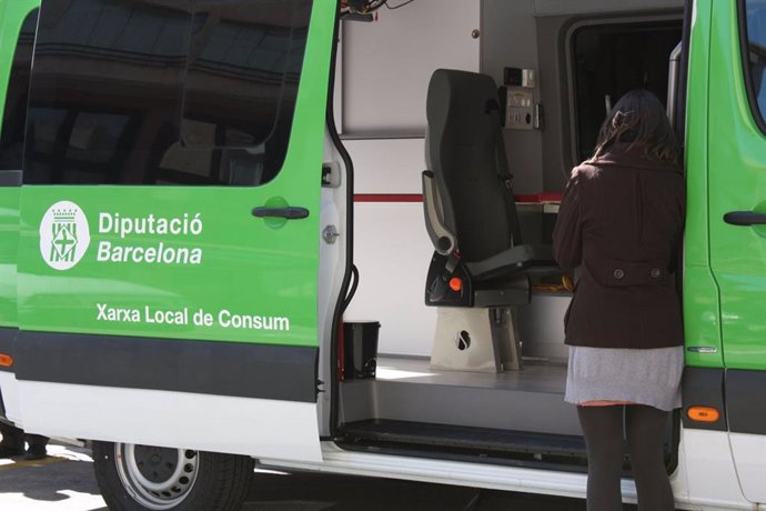 Un vehicle de la xarxa local de consum de la Diputació de Barcelona