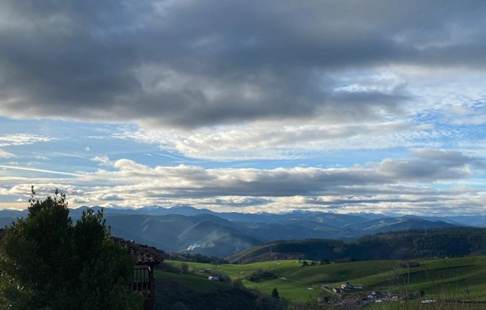 Ecologistas denuncian la situación de la escombrera de la mina Tres Hermanos en 