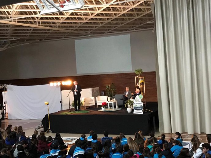 Lambán en la presentación de la XLII Olimpiada Marianista "Zaragoza 19