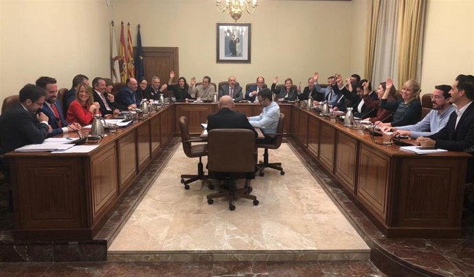 Pleno en la Diputación de Teruel