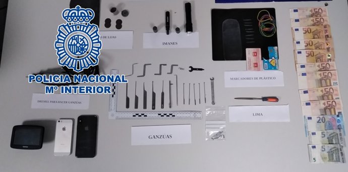 Objetos incautados por la Policía Nacional