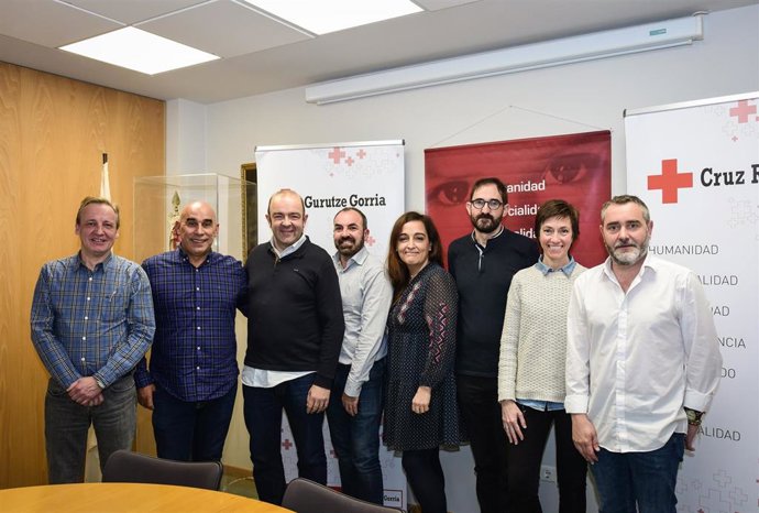 Encuentro Con Delegados Internacionales De Cruz Roja Navarra En Misión Durante 2019