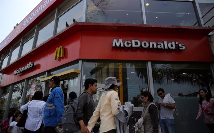 Restaurante McDonald's en Lima