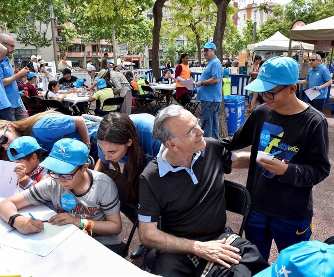 El programa de la Caixa sobre pobreza infantil atiende a 17.000 niños en Zaragoza.